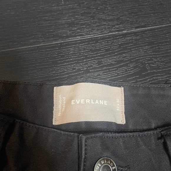 Everlane The Way High Jean Black Raw Hem Straight Leg Women Size 32x30 - Picture 3 of 5